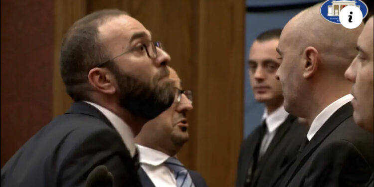 “Dil nga salla”! Bardhi përjashtohet nga Kuvendi