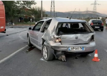 Aksident i 3-fishtë në Vlorë, shoferi i dehur merr para dy makina