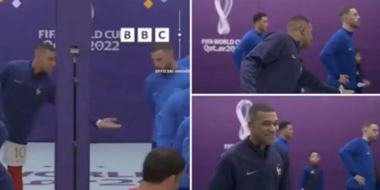 Kylian Mbappe ia zgjati dorën Kyle Walkerit në tunel para ndeshjes mes Francës dhe Anglisë, por francezi mbeti në një moment të sikletshëm