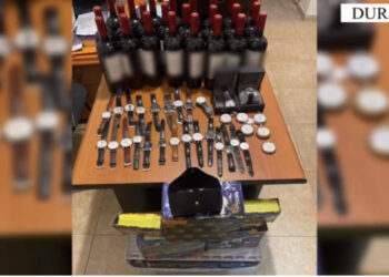 Kapet 67-vjeçari në Durrës, kontrabandonte ora luksoze, fishekzjarrë dhe kaspolla