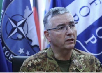 Vuçiç kërcënoi me kthimin e ushtrisë në Kosovë, ish-koloneli i KFOR-it: S’do ta lejojmë kurrë