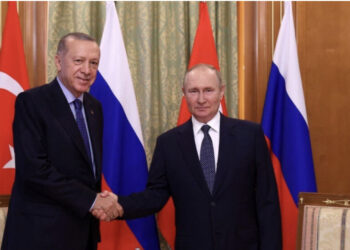 BE dhe NATO nuk duhet të lejojnë që Erdogan të bëhet një Putin i dytë