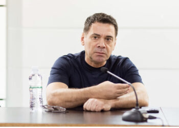 Arben Ahmetaj thyen heshtjen, flet për gjobëvënie: Nuk kam udhëtuar kurrë me Klodian Zoton dhe as kam përdorur kartën e tij!