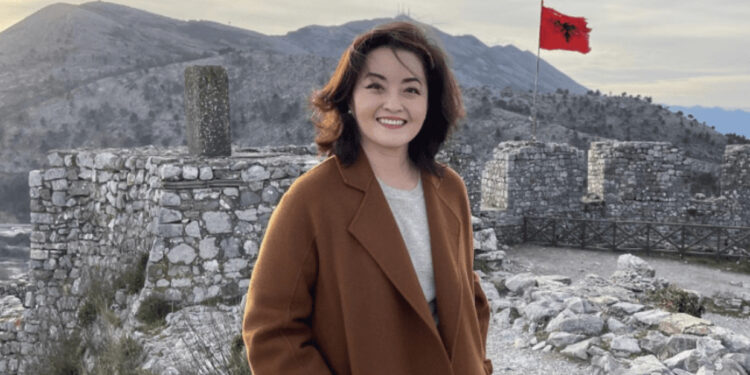 Ministria e Jashtme nis procedurat, ambasadorja Yuri Kim drejt largimit nga Shqipëria