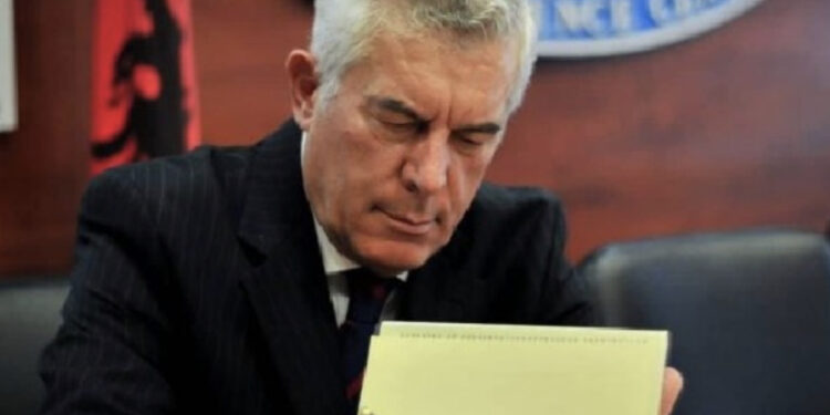 Ndahet nga jeta Ylli Çabiri, Shqipëria humb një ekspert të rrallë të pushtetit vendor dhe decentralizimit