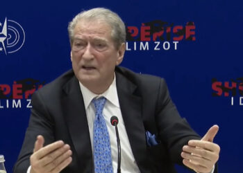 Berisha thirrje demokratëve: Kërkoj organizim të fuqishëm nga ju vitin që vjen! Në janar nis ndarja e punëve