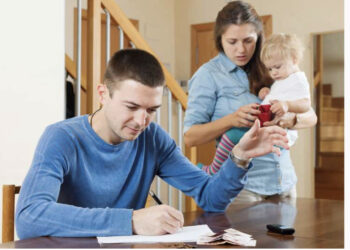 Familjet shqiptare me shpenzimet më të larta për bukë e ushqime në Europë, në raport me të ardhurat