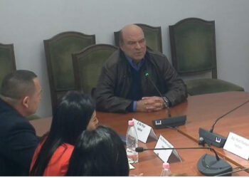 VIDEO/ Çfarë po ndodh me televizionet? Ndriçim Xhepa: Edhe djali im pëlqente një hajvan, por e zgjidha