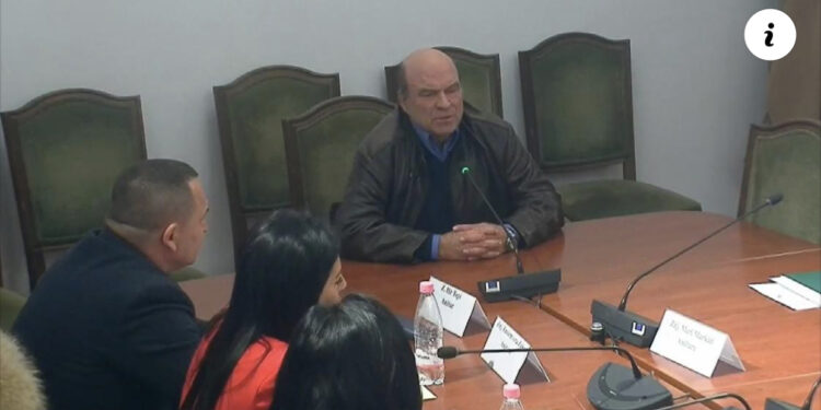 VIDEO/ Çfarë po ndodh me televizionet? Ndriçim Xhepa: Edhe djali im pëlqente një hajvan, por e zgjidha