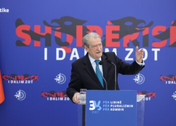 LIVE-Berisha: Lidhja e ngushtë e Ramës me ish-zyrtarin e lartë të FBI-së që u arrestua