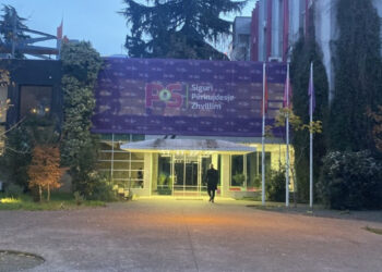 PS pritet të humbas shumë bashki/ Rama mbledh drejtuesit e qarqeve në seli, në fokus zgjedhjet e 14 majit