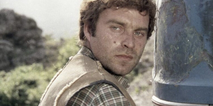 FOTO/ Aktori i mirënjohur Ndriçim Xhepa feston sot ditëlindjen