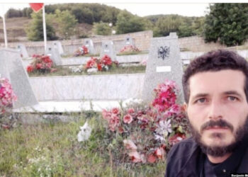 “Më shërohet zemra kur i shoh në ëndërr”, rrëfimi prekës i familjarit të të vrarëve në masakrën e Reçakut