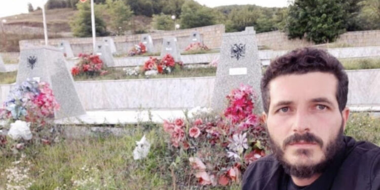 “Më shërohet zemra kur i shoh në ëndërr”, rrëfimi prekës i familjarit të të vrarëve në masakrën e Reçakut