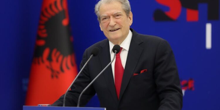 Skandali McGonigal, opozita protestë kombëtare në 11 shkurt kundër Edi Ramës