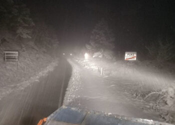 Reshjet e borës/ ARRSH: Këto janë akset problematike në vend, Bogë-Theth ende e bllokuar