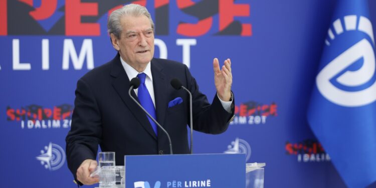 Berisha: I bëj thirrje FBI-së që të hetojë edhe guvernatoren Kim dhe lidhjet e saj me McGonigal