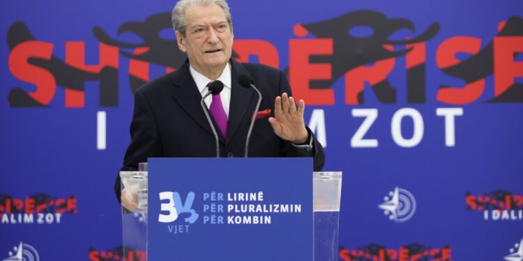 21 janari/ Berisha: Nuk komentoj manipulimet e Ardi Veliut