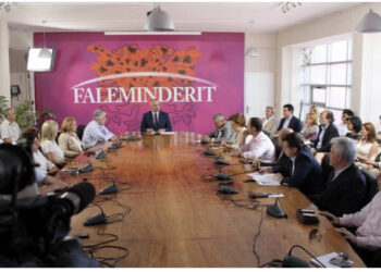 PS mbledh sot grupin parlamentar, çështjet që priten të diskutohen