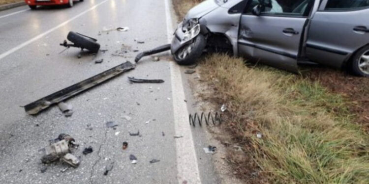 Aksident i rëndë me 6 të plagosur, përplasen dy automjetet në aksin Burrel-Klos