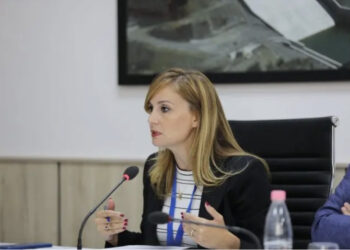 Përjashtimet! Tabaku kundër Alibeajt: Nuk bashkohet kështu PD-ja