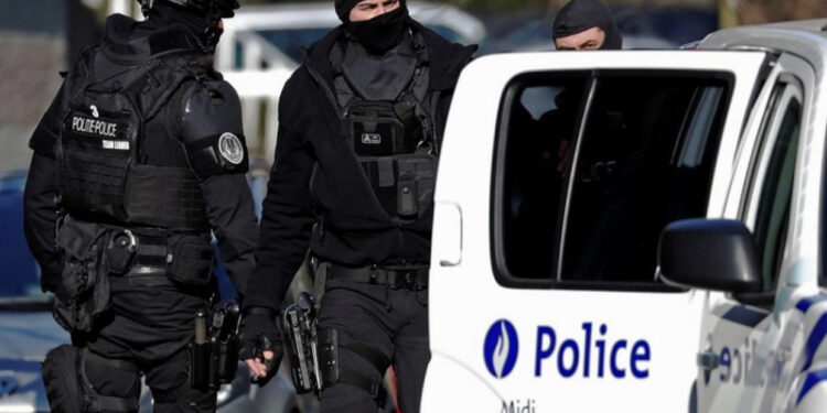 U kap në Belgjikë me 60 mijë euro bizhuteri të vjedhura, arrestohet shqiptari