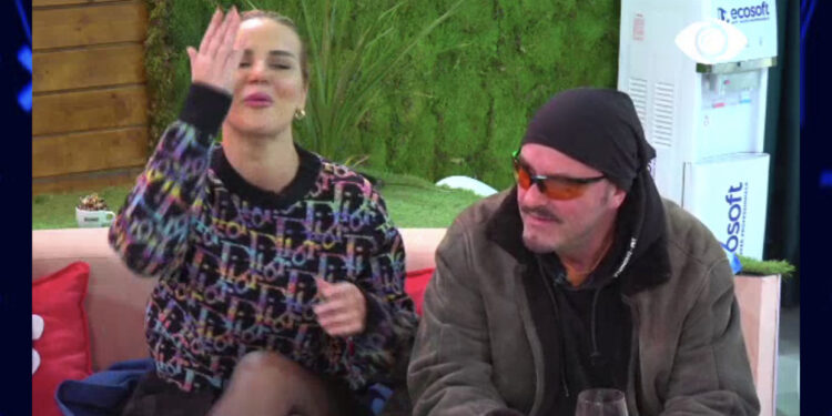 “Marr minimumi 6000-7000€ në muaj”/ Kejvina u tregon banorëve sa fiton nga puna si modele