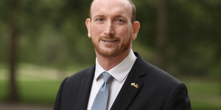 Thirret ambasadori! Tirana notë proteste Londrës për emigrantët shqiptarë