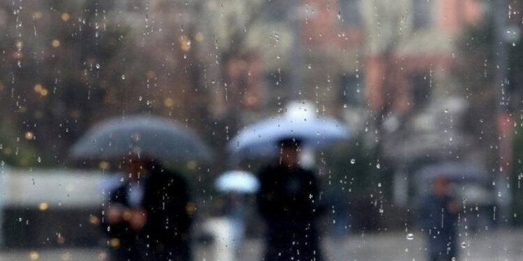 MOTI SOT: Shira me intensitet të lartë dhe dëborë në zonat malore!