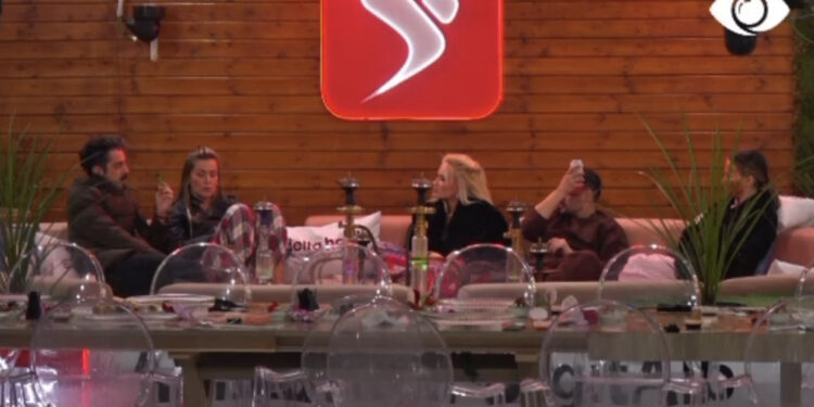 ‘Kriset’ marrëdhënia mes Amosit dhe Deas: Mos më urdhëro mua