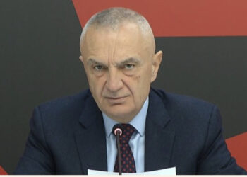 Çmimet e larta/ Meta: Zgjidhja nuk është lëmosha e qeverisë!