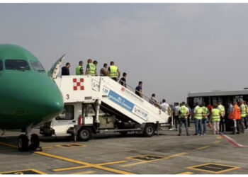 FOTO/ Britania e Madhe kthen 26 shqiptarë, disa prej tyre të dënuar për krime!