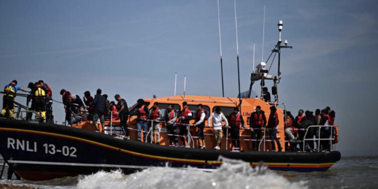 Dërgimi i emigrantëve të paligjshëm në Ruandë, Gjykata e Apelit në Britani do të rishqyrtojë planin e azilit