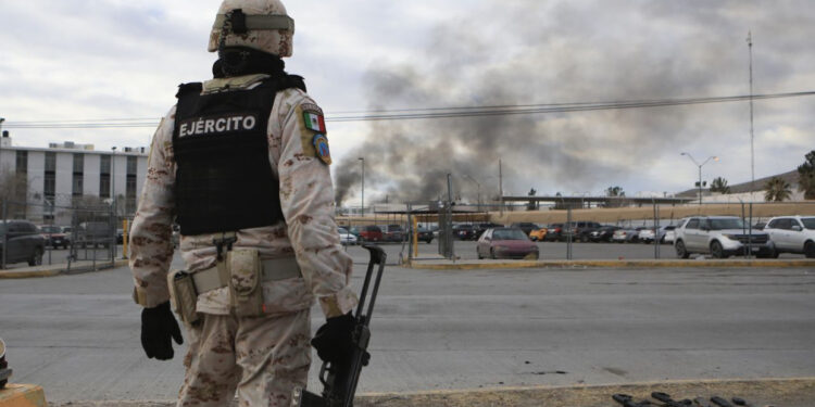 Sulm i armatosur në një burg në Meksikë, vriten 10 roje dhe katër të burgosur, 24 të tjerë arratisen