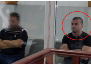 U kap brenda shtëpisë së deputetit të PS-së! Kush është i penduari që arrestoi “Kilin” e Shijakut?