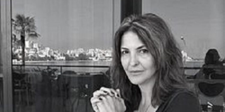 “Mirë Enveri ishte i çmendur, por ty Nexhmije, si s’te vjen turp që nuk shpëtove shoqen tënd?”, letra e Silva Turdiut nga SHBA