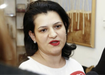 Zbulohet dokumenti/ I vodhën milionat, ish-shefja e kabinetit të Ahmetajt firmosi për inceneratorët