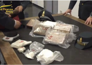 “Po vjen mushka, çokollata dhe pako”! Dalin përgjimet që “fundosën” bandën e Durrësit