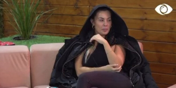 “Sot do isha në mes të detit nëse …”, Olta Gixhari rrëfen “çmendurinë” më të madhe që ka bërë në jetë