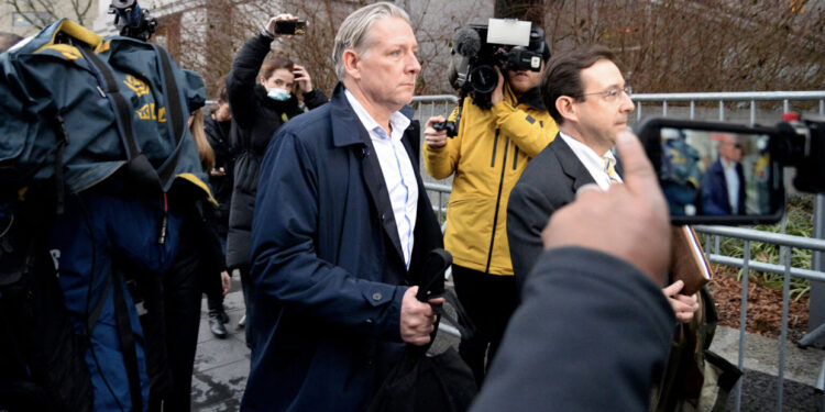 Dosja! Lidhja me Ramën, darka dhe 225 mijë $! Si u korruptua zyrtari i FBI-së kundër PD-së