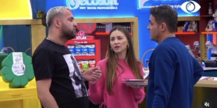 VIDEO/ ‘Të vijë ai dhe të bëjë interesantin…’! Luizit nuk i del inati pse i zunë krevatin