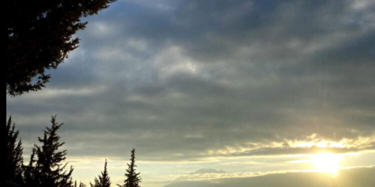 Kthjellime dhe temperatura në -1°C, mësoni si do të jetë moti sot