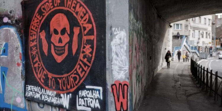 Rusët i nxjerrin video të serbëve të rekrutuar për të luftuar në Ukrainë, Vuçiç i ZEMËRUAR