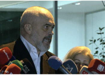 Nuk ka shpëtim për Edi Ramën, i zverdhur në fytyrë dhe the kapur me fakte pranon njohjen me Nezajn dhe Duçkën