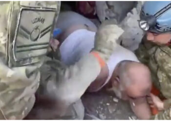 U nxor nga rrënojat me cigare në gojë, 60 vjeçari turk tregon se si arriti të mbijetonte për 56 orë i bllokuar