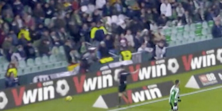 “Shokohen” shikuesit nga TV, mbrojtësi i Barcelonës kthehet në “fantazmë”