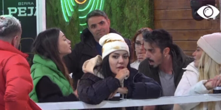 FOTO/ Amosi e quajti Kiarën “p*tanë”, reagojnë të afërmit e saj: Kjo është “elita”? Pa fjalë