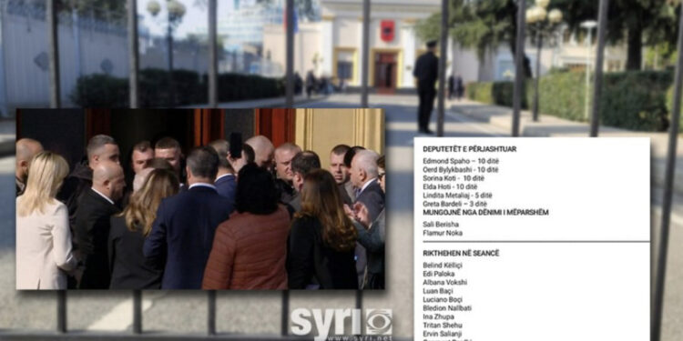 FOTO/ Tensione përpara Kuvendit/ Garda bllokon sërish deputetët demokratë