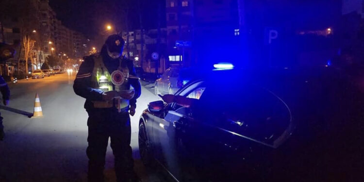 12 shoferë të arrestuar dhe 460 leje drejtimi të pezulluara gjatë muajit janar në Fier