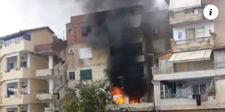 Zjarr në një pallat pranë Presidencës në Tiranë, evakuohen banorët